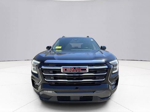 Used 2025 GMC Terrain Elevation w/ Elevation Premium Package AWD/4WD image 11