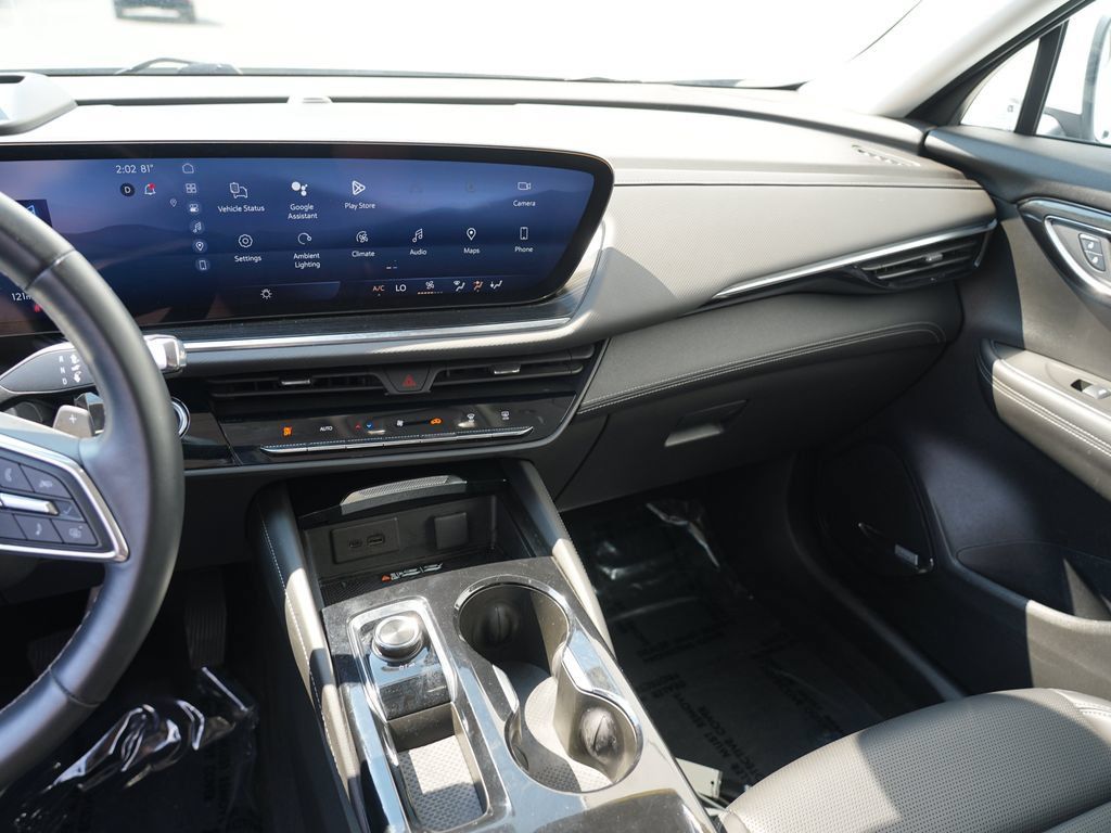 Used 2024 Buick Envision Preferred AWD/4WD image 21