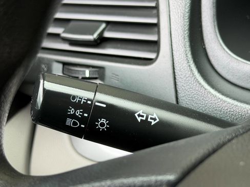 Used 2014 Honda CR-V LX image 34