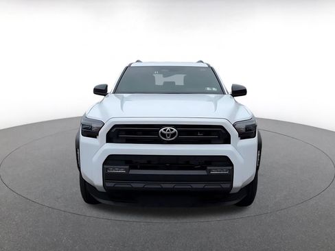 Used 2025 Toyota 4Runner SR5 image 5