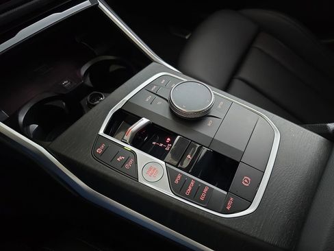 Used 2023 BMW 330i xDrive 330i xDrive w/ Driving Assistance Package image 27