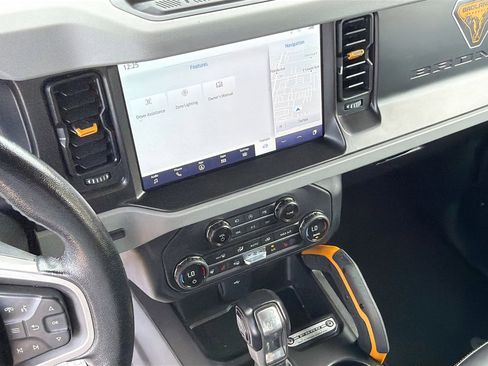 Used 2021 Ford Bronco Badlands image 24