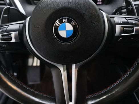 Used 2018 BMW M2 image 18