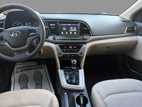 Used 2017 Hyundai Elantra SE FWD image 16