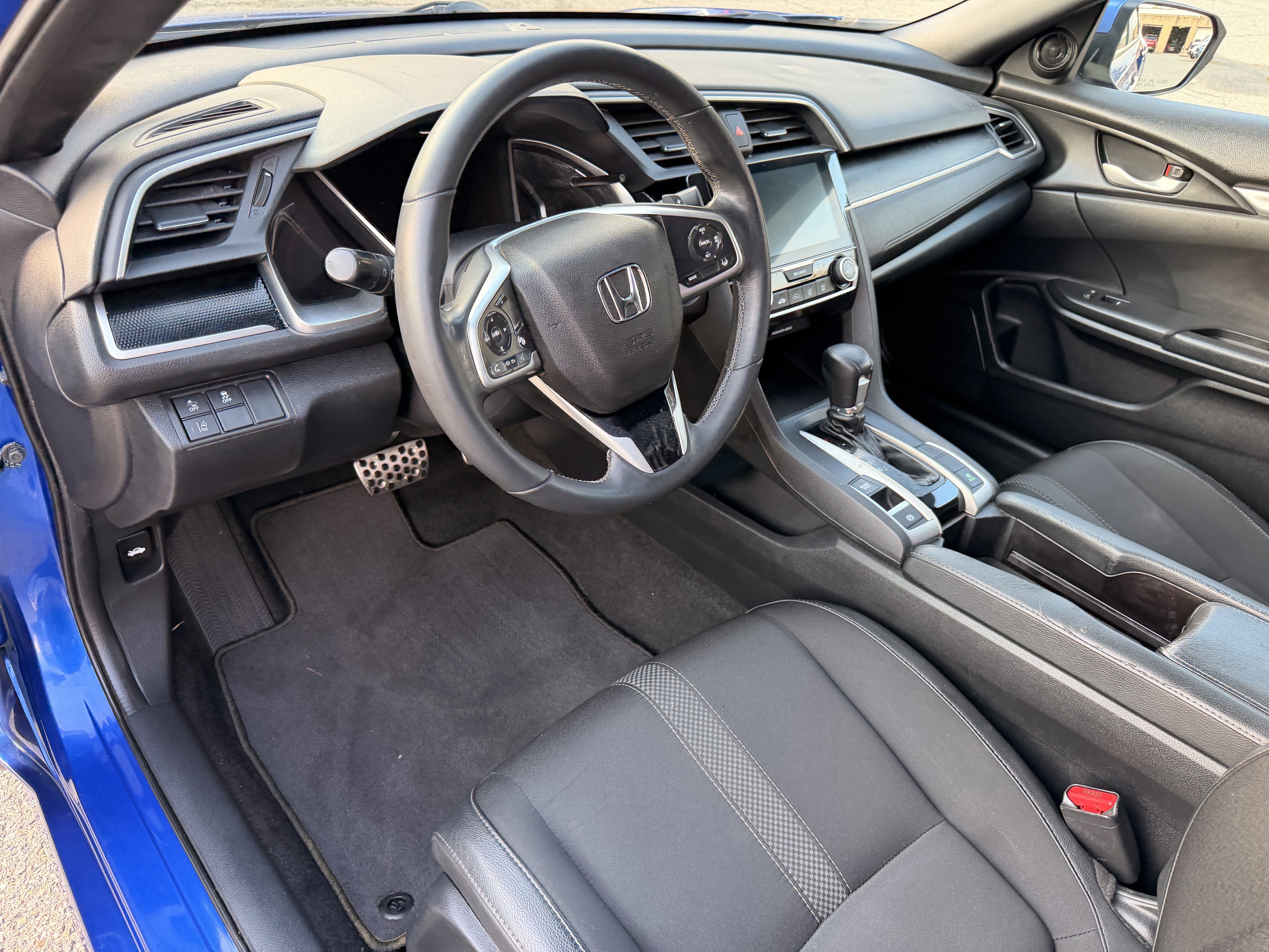 Used 2019 Honda Civic Sport image 9