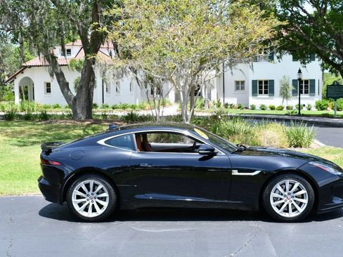 Used 2018 Jaguar F-TYPE Coupe RWD image 25