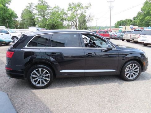 Used 2018 Audi Q7 3.0T Prestige AWD/4WD image 5