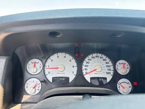 Used 2005 Dodge Ram 1500 Truck SLT w/ Trailer Tow Group AWD/4WD image 8