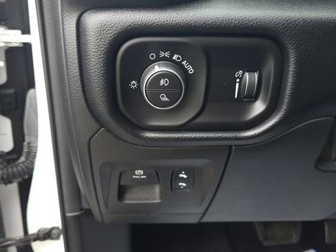 Used 2022 RAM 1500 Lone Star RWD image 13
