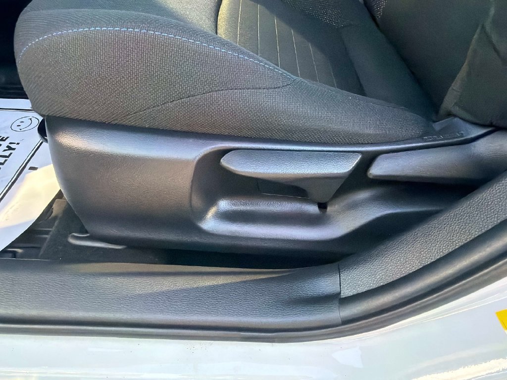 Used 2020 Toyota Corolla SE FWD image 20