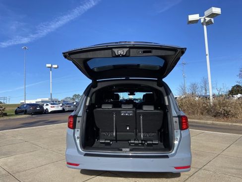 Used 2023 Honda Odyssey Touring image 25