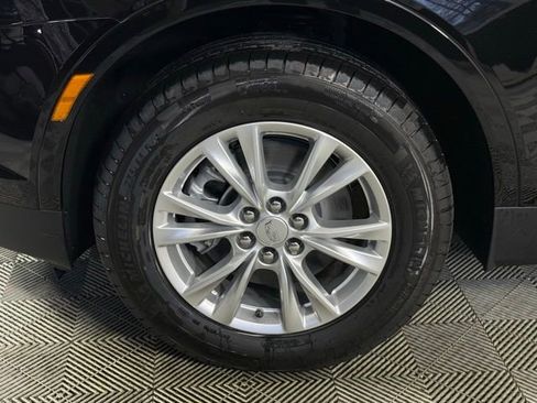 New 2026 Cadillac XT5 Luxury image 11