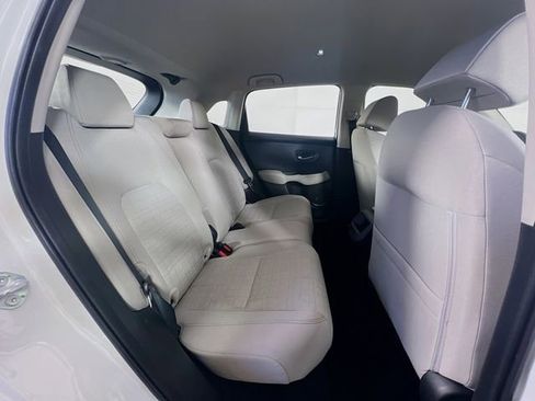 Certified 2023 Honda HR-V LX image 26