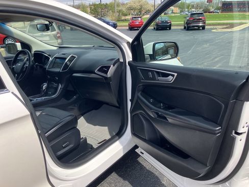 Used 2016 Ford Edge SEL w/ Equipment Group 201A AWD/4WD image 23