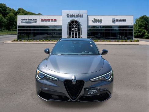 Used 2023 Alfa Romeo Stelvio Veloce AWD/4WD image 9