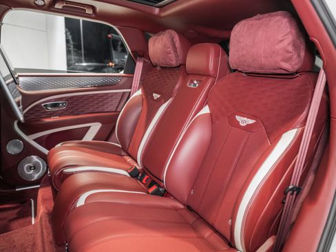 New 2026 Bentley Bentayga Speed image 23