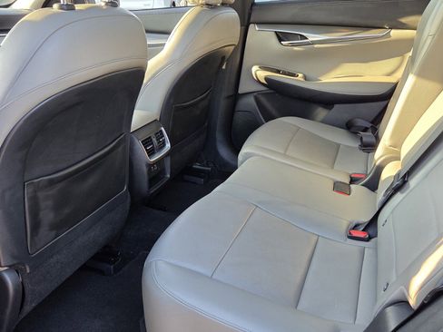 Used 2023 INFINITI QX50 Luxe image 9