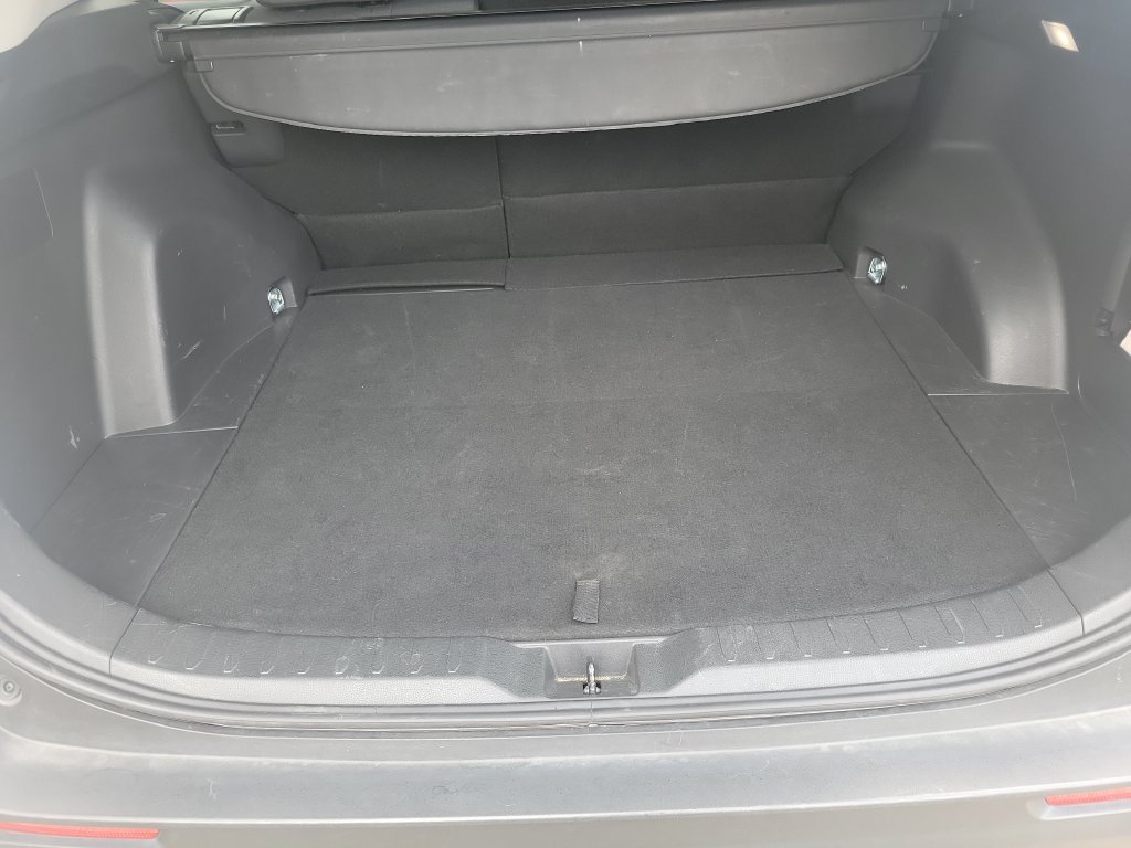 Certified 2025 Toyota RAV4 XLE FWD image 32