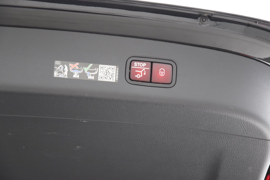 Certified 2025 Mercedes-Benz GLC 350e 4MATIC image 30