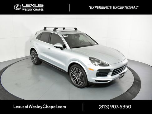 Used 2019 Porsche Cayenne image 2