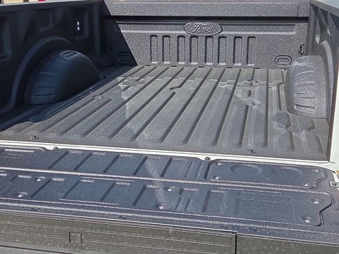 New 2025 Ford F250 Lariat w/ Lariat Ultimate Package AWD/4WD image 18