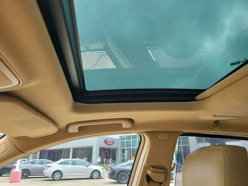 Used 2013 Mercedes-Benz S 550 4MATIC image 34