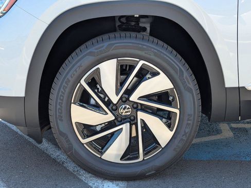 New 2026 Volkswagen Atlas SEL AWD/4WD image 42