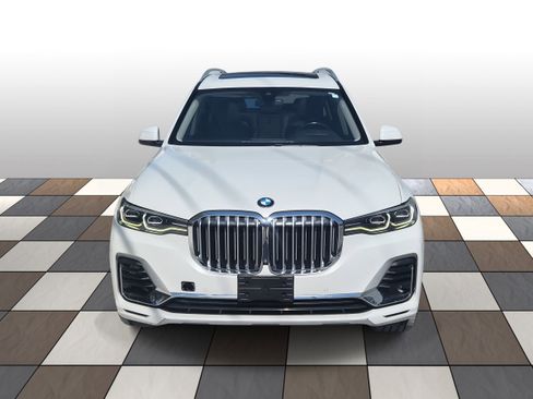 Used 2020 BMW X7 xDrive40i w/ Luxury Seating Package image 6