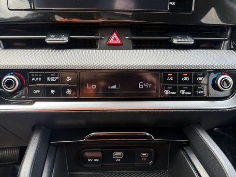 Certified 2023 Kia Sportage LX image 29