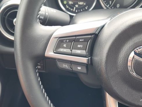 Used 2025 MAZDA MX-5 Miata Grand Touring RWD image 29
