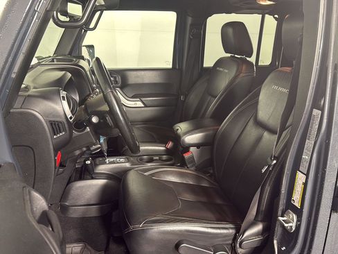 Used 2017 Jeep Wrangler Unlimited Rubicon AWD/4WD image 10