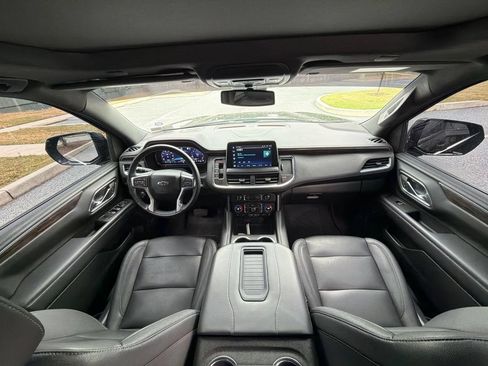 Used 2023 Chevrolet Tahoe Z71 w/ Luxury Package AWD/4WD image 16