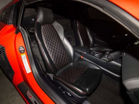 Used 2017 Audi R8 V10 plus image 15