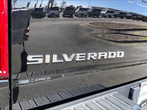 Used 2022 Chevrolet Silverado 2500 LTZ w/ LTZ Plus Package AWD/4WD image 25