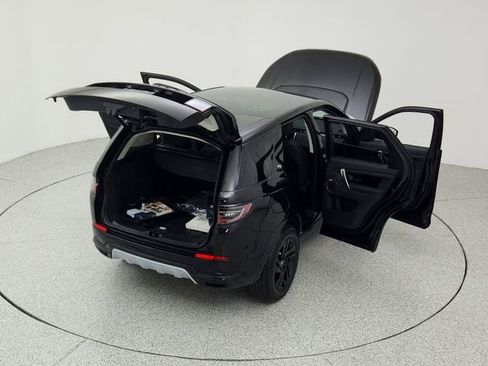 Certified 2025 Land Rover Discovery Sport S image 36