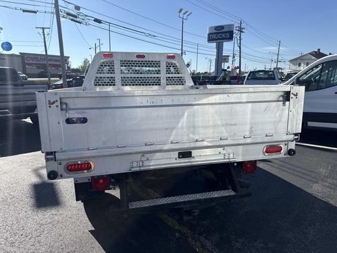 Used 2014 Ford F250 XL RWD image 4