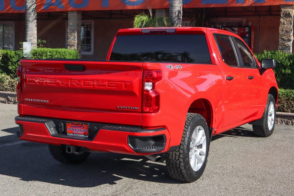 Used 2023 Chevrolet Silverado 1500 Custom AWD/4WD image 9