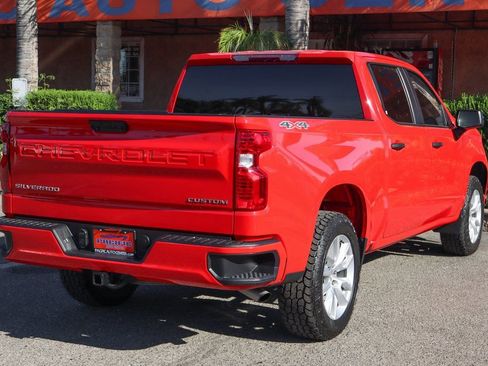 Used 2023 Chevrolet Silverado 1500 Custom AWD/4WD image 9