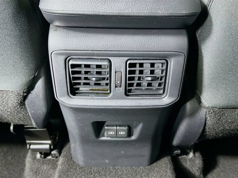 Certified 2025 Toyota RAV4 XLE FWD image 24