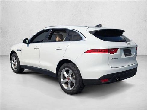 Used 2020 Jaguar F-PACE Premium image 6