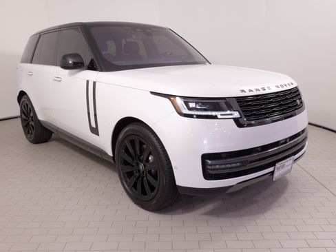 Used 2023 Land Rover Range Rover SE AWD/4WD image 7