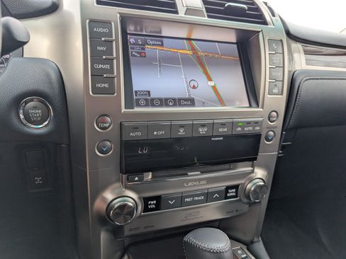 Used 2014 Lexus GX 460 Luxury AWD/4WD image 18