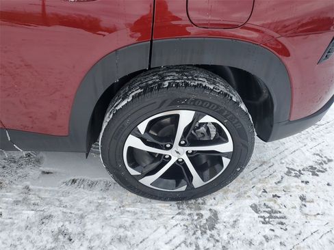 Certified 2024 Chevrolet Trax RS w/ Driver Confidence Package image 29