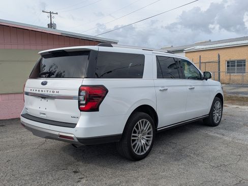 Used 2023 Ford Expedition Max Limited AWD/4WD image 4
