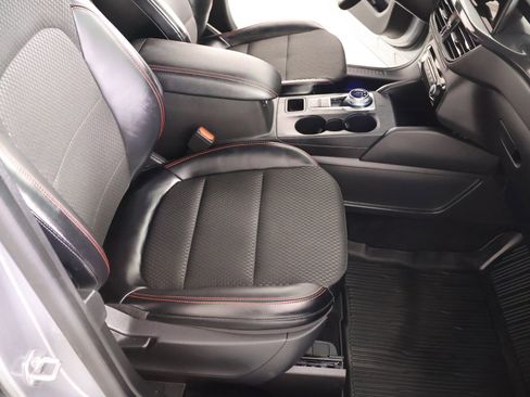 Used 2024 Ford Escape ST-Line w/ Tech Pack #1 FWD image 13