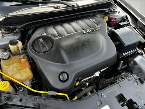 Used 2014 Dodge Avenger SXT w/ Sun/Sound Group image 28