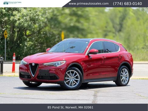 Used 2018 Alfa Romeo Stelvio Ti Lusso AWD/4WD image 4