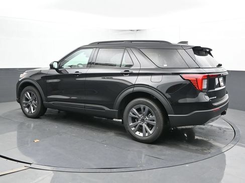 New 2026 Ford Explorer Active w/ Active Comfort Package AWD/4WD image 9