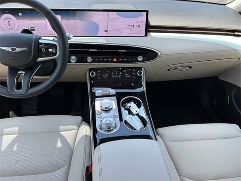 Used 2026 Genesis GV70 2.5T image 4