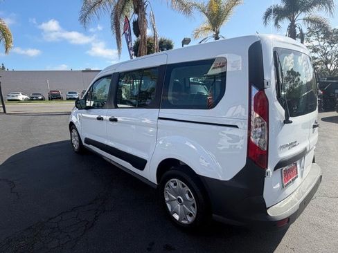 Used 2015 Ford Transit Connect XL FWD image 5